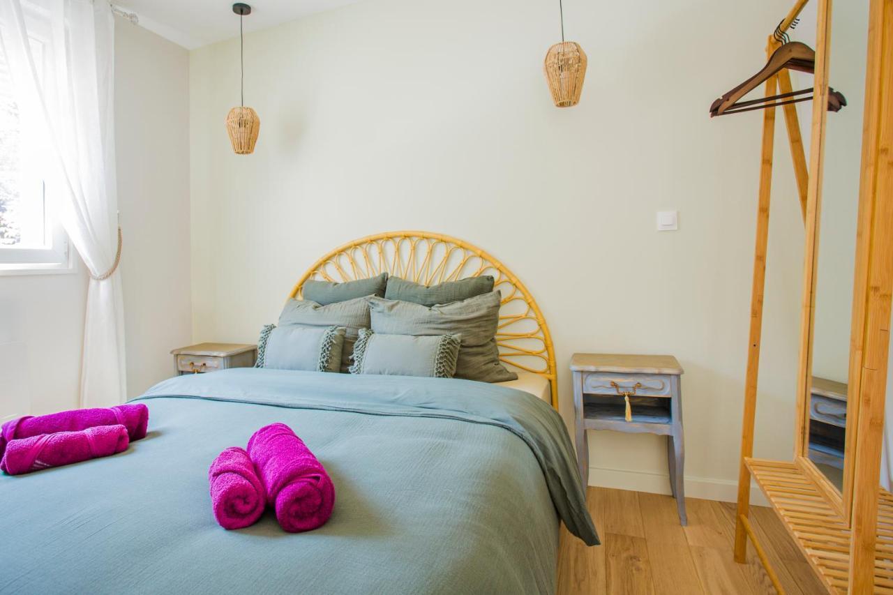 Ideal Pro & Couple - 2 Logements Theme Boho Chic Rdc & Dandy 1Er Etage - Quartier Calme - Jardin - Wifi Hd - Smart Tv - Parking Gratuit - Proche Centre & Transports - Ask Home Валенсиен Екстериор снимка