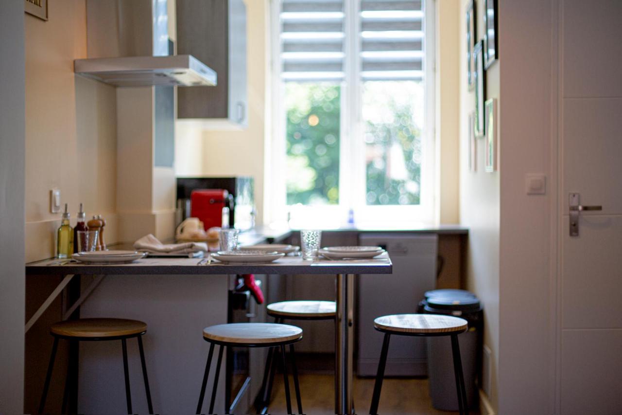 Ideal Pro & Couple - 2 Logements Theme Boho Chic Rdc & Dandy 1Er Etage - Quartier Calme - Jardin - Wifi Hd - Smart Tv - Parking Gratuit - Proche Centre & Transports - Ask Home Валенсиен Екстериор снимка