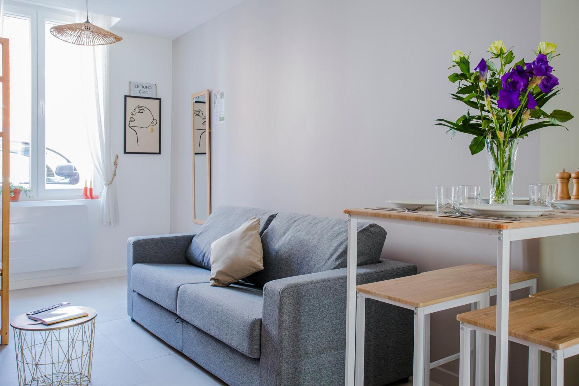 Ideal Pro & Couple - 2 Logements Theme Boho Chic Rdc & Dandy 1Er Etage - Quartier Calme - Jardin - Wifi Hd - Smart Tv - Parking Gratuit - Proche Centre & Transports - Ask Home Валенсиен Екстериор снимка